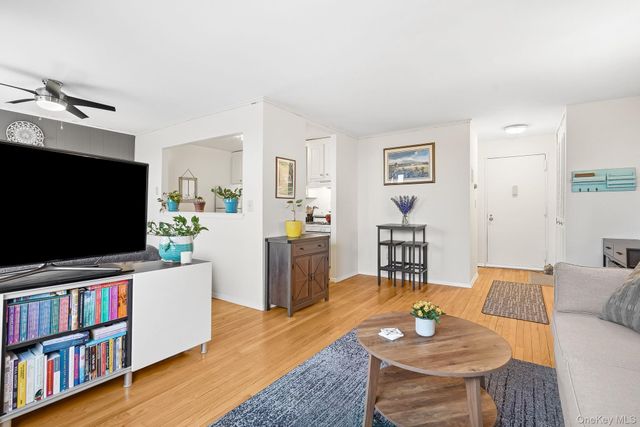 395 Westchester Avenue 6I, Port Chester, NY 10573