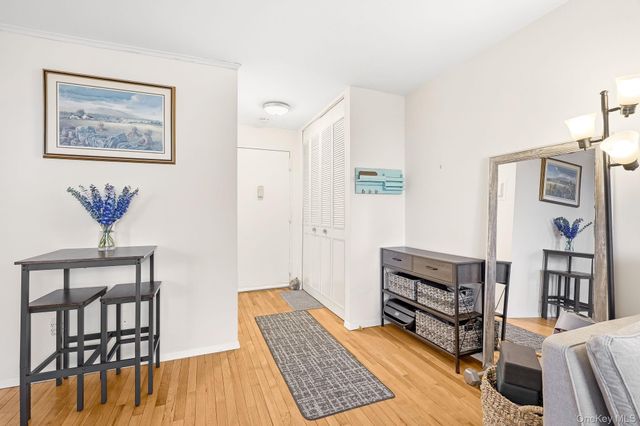 395 Westchester Avenue 6I, Port Chester, NY 10573