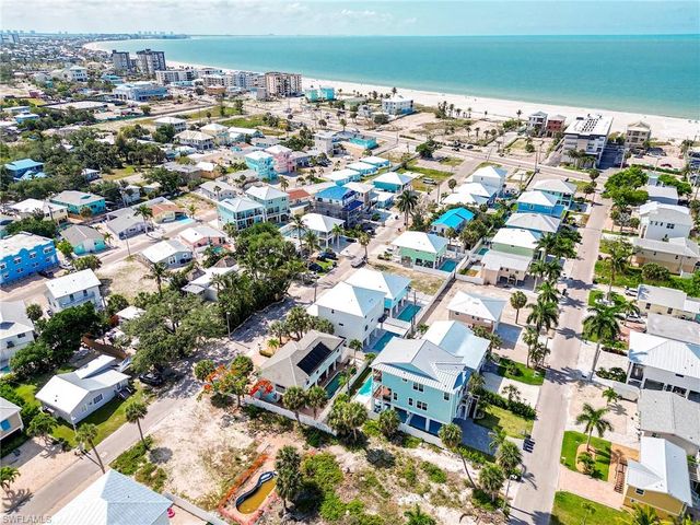 159 Delmar AVE, Fort Myers Beach, FL 33931