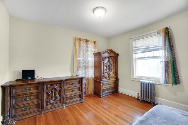 33 Becker Ter, Irvington Twp., NJ 07111