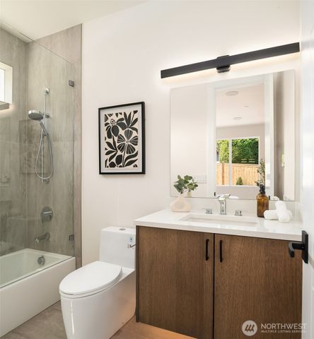 13011 SE Newport Way, Bellevue, WA 98006