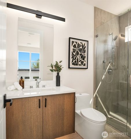 13011 SE Newport Way, Bellevue, WA 98006
