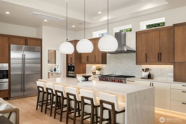 13011 SE Newport Way, Bellevue, WA 98006
