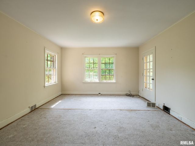 205 N KICKAPOO Terrace, Peoria, IL 61604