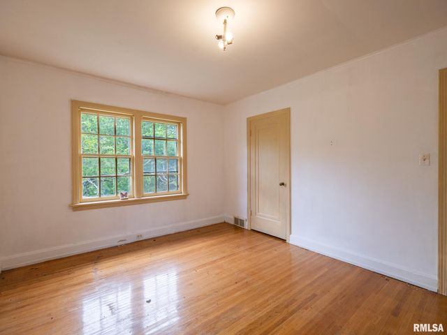 205 N KICKAPOO Terrace, Peoria, IL 61604