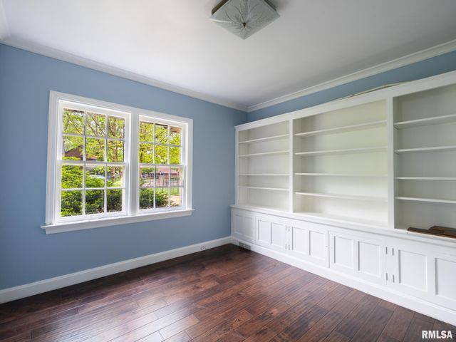 205 N KICKAPOO Terrace, Peoria, IL 61604
