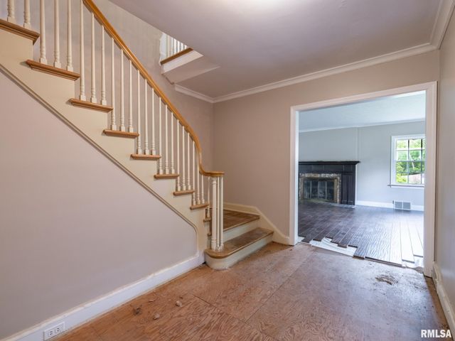 205 N KICKAPOO Terrace, Peoria, IL 61604