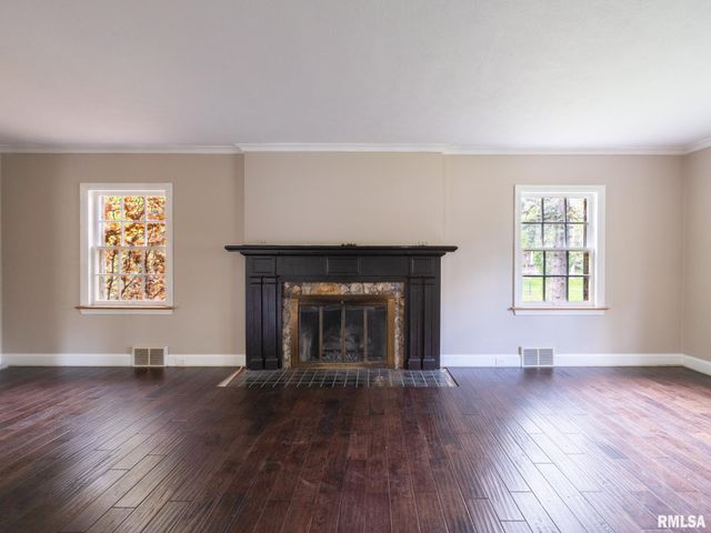 205 N KICKAPOO Terrace, Peoria, IL 61604