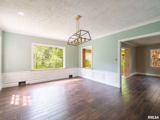 205 N KICKAPOO Terrace, Peoria, IL 61604