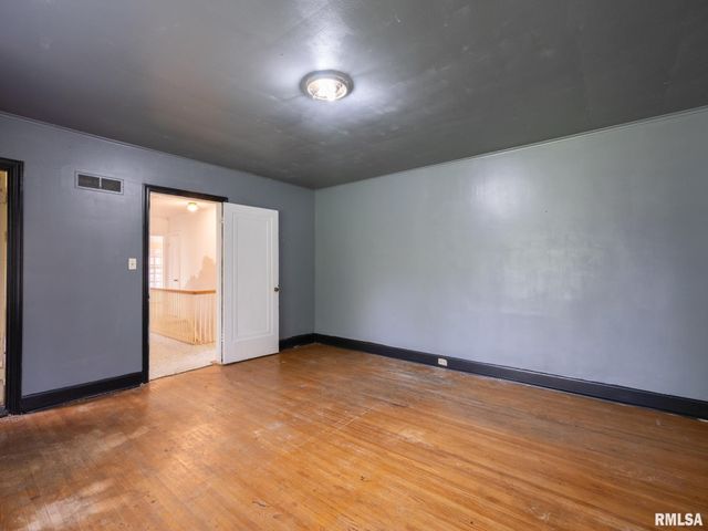 205 N KICKAPOO Terrace, Peoria, IL 61604