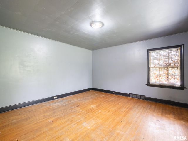205 N KICKAPOO Terrace, Peoria, IL 61604