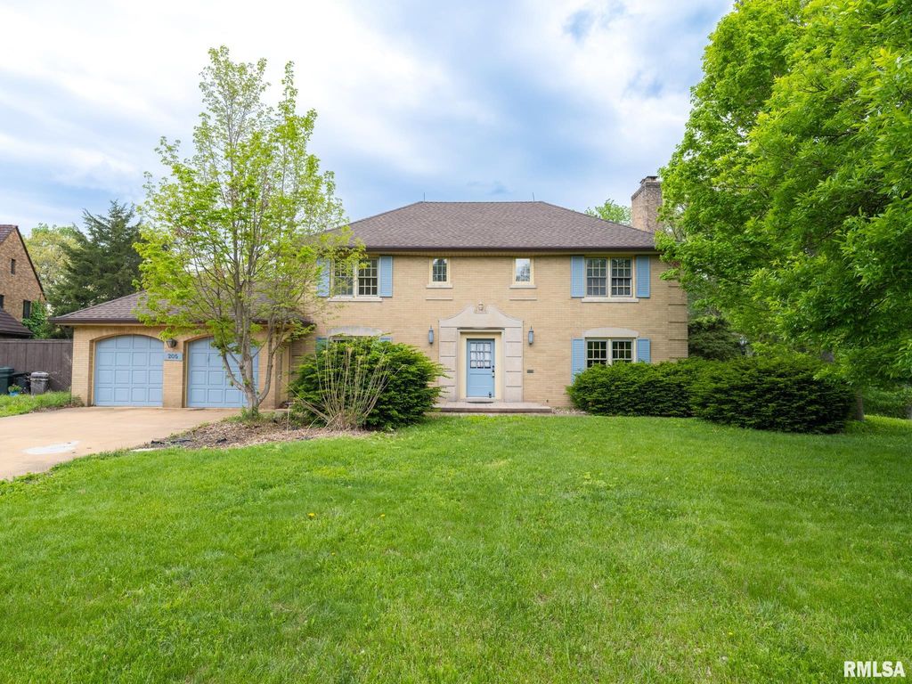 205 N KICKAPOO Terrace, Peoria, IL 61604