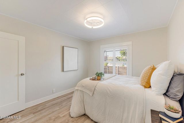 326 W Mission Avenue, Ventura, CA 93001