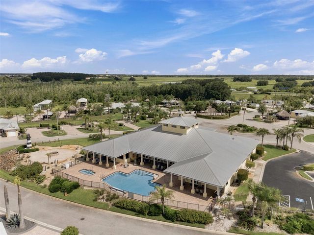3210 GREAT HERON LOOP, Polk City, FL 33868