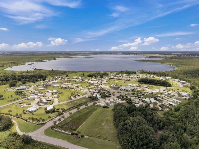 3210 GREAT HERON LOOP, Polk City, FL 33868