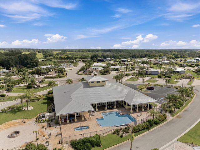 3210 GREAT HERON LOOP, Polk City, FL 33868