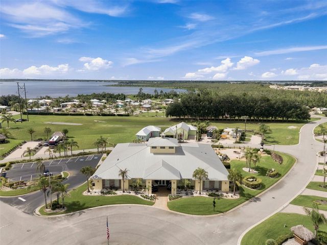 3210 GREAT HERON LOOP, Polk City, FL 33868