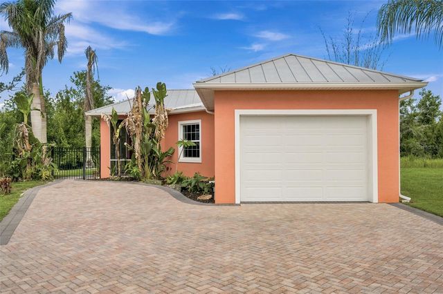 3210 GREAT HERON LOOP, Polk City, FL 33868