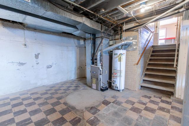 932 S 5th St, Salina, KS 67401