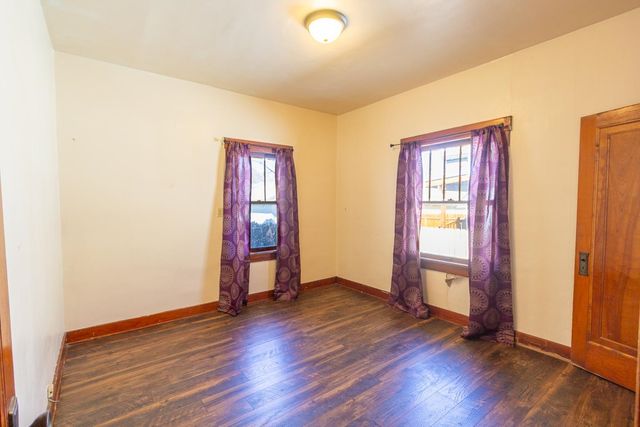 932 S 5th St, Salina, KS 67401