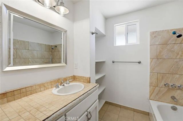 6423 Indio Avenue, Yucca Valley, CA 92284