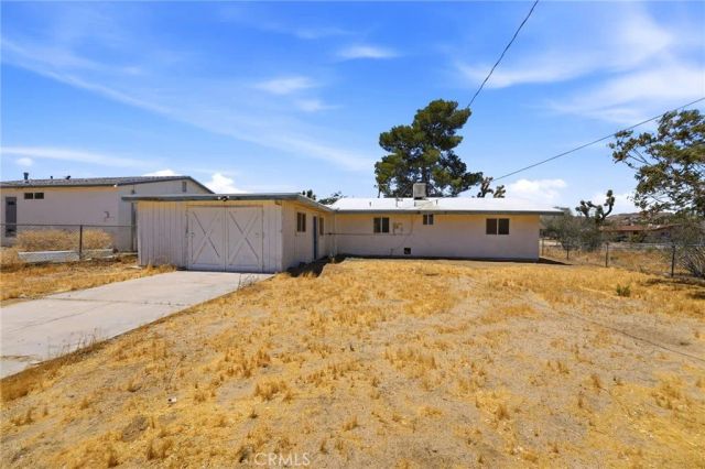 6423 Indio Avenue, Yucca Valley, CA 92284