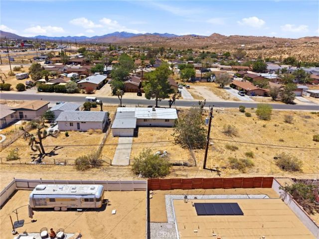 6423 Indio Avenue, Yucca Valley, CA 92284