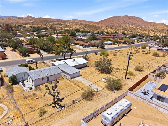 6423 Indio Avenue, Yucca Valley, CA 92284