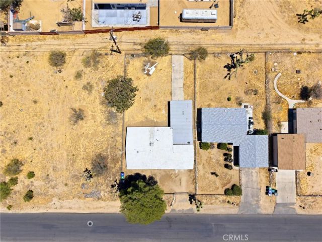 6423 Indio Avenue, Yucca Valley, CA 92284