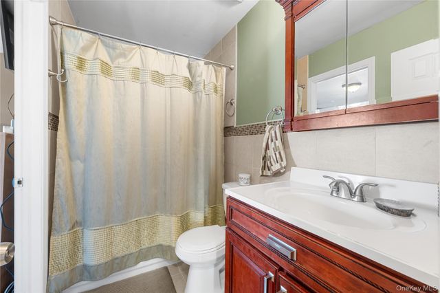 60 Mercury Avenue, East Patchogue, NY 11772