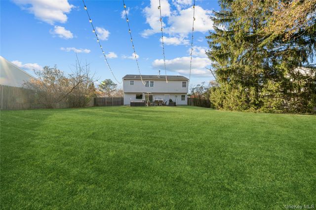 60 Mercury Avenue, East Patchogue, NY 11772