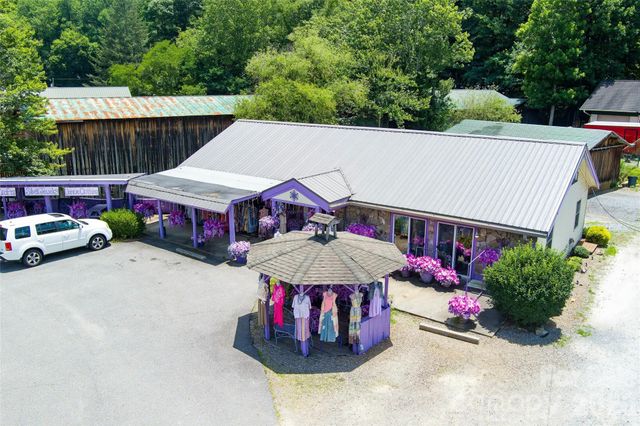 521 Soco Road, Maggie Valley, NC 28751