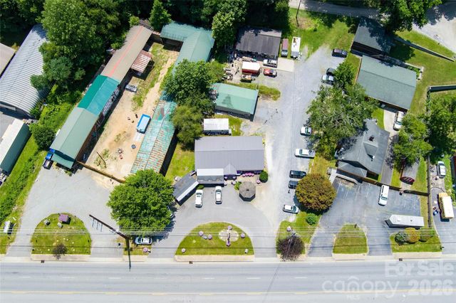 521 Soco Road, Maggie Valley, NC 28751