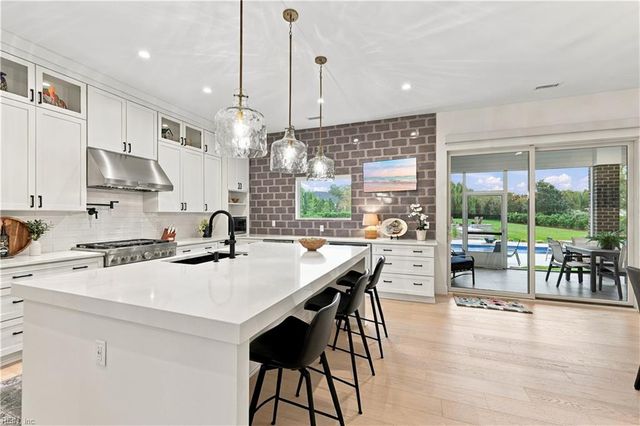 2921 Estates DR, Virginia Beach, VA 23454