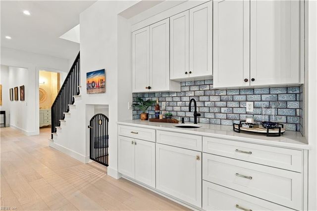 2921 Estates DR, Virginia Beach, VA 23454
