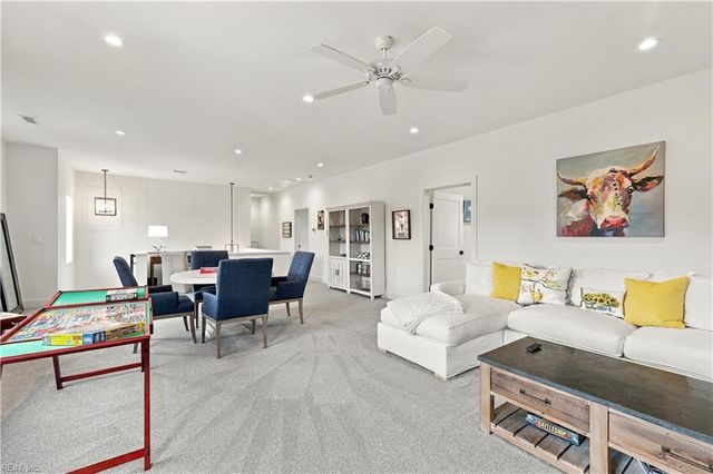 2921 Estates DR, Virginia Beach, VA 23454