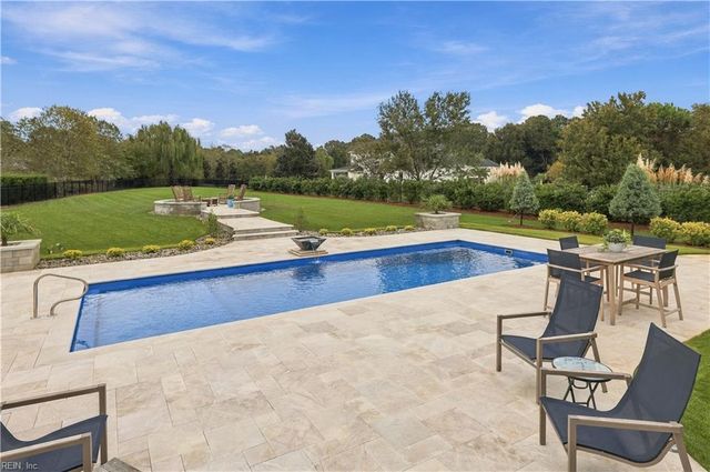 2921 Estates DR, Virginia Beach, VA 23454
