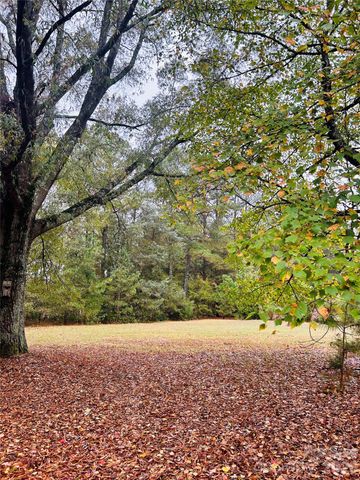 3324 Antioch Church Road, Weddington, NC 28104