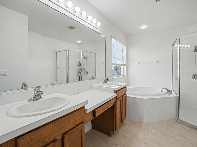 8222 HAVEN HARBOUR WAY, Bradenton, FL 34212