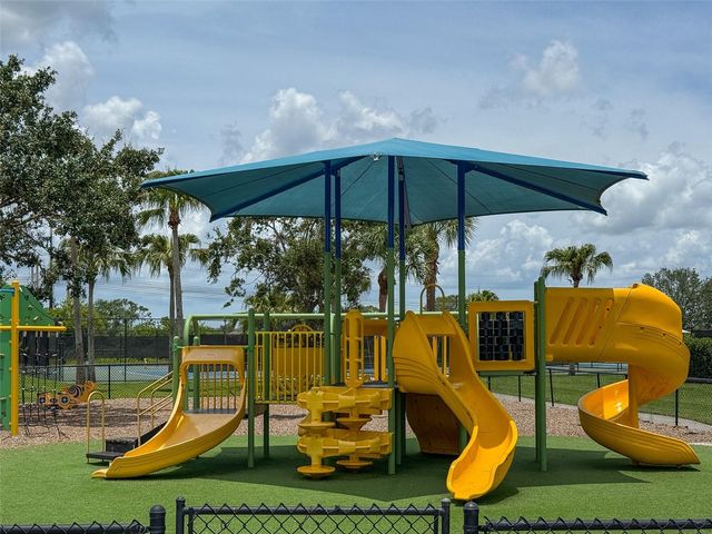 8222 HAVEN HARBOUR WAY, Bradenton, FL 34212