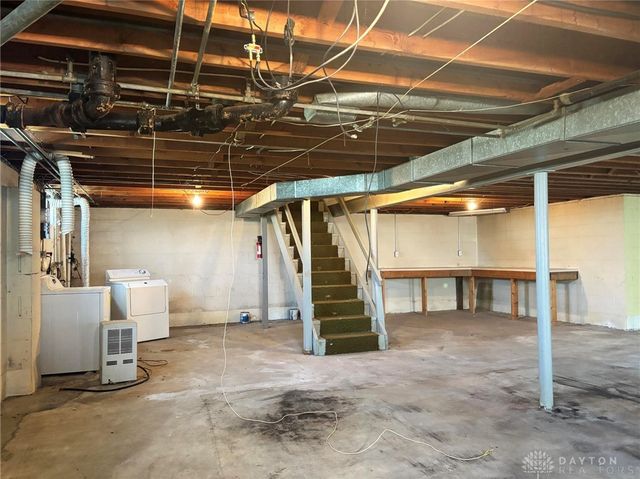 1243 Kevin Drive, Fairborn, OH 45324