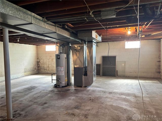 1243 Kevin Drive, Fairborn, OH 45324