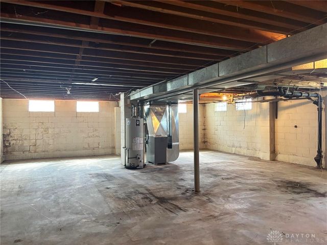 1243 Kevin Drive, Fairborn, OH 45324