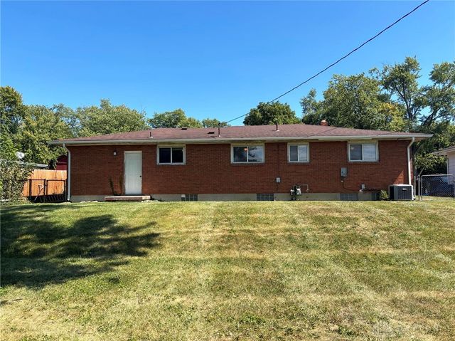 1243 Kevin Drive, Fairborn, OH 45324