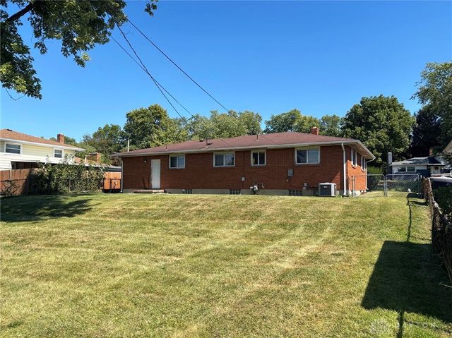 1243 Kevin Drive, Fairborn, OH 45324