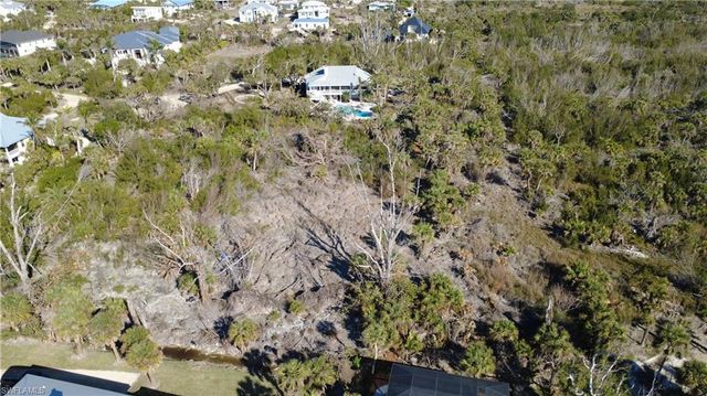 3004 Turtle Gait LN, Sanibel, FL 33957