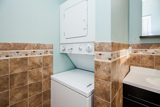 10 Dwight St 2, Boston, MA 02118