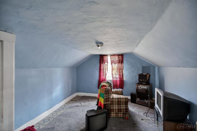 4373 Virginia Avenue, Cincinnati, OH 45223