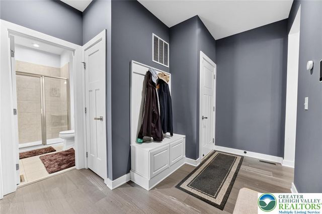 3952 Orth Street, Bethlehem Twp, PA 18020