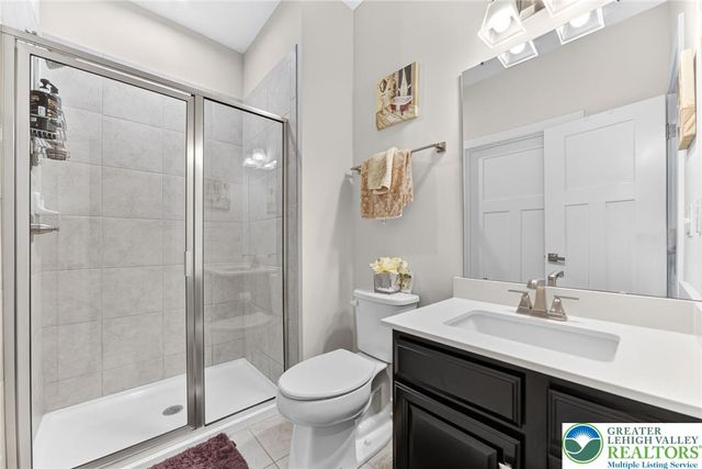 3952 Orth Street, Bethlehem Twp, PA 18020